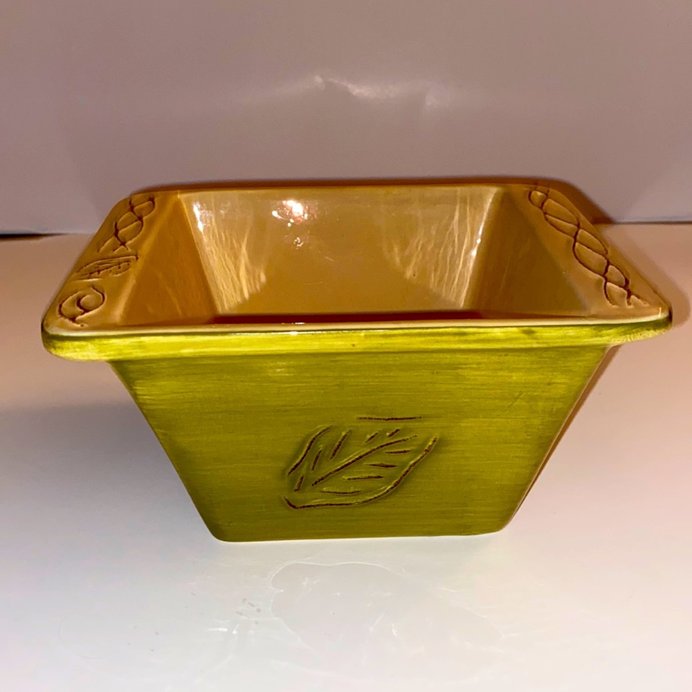 Tastefully simple host collection square dip bowl leaf pattern